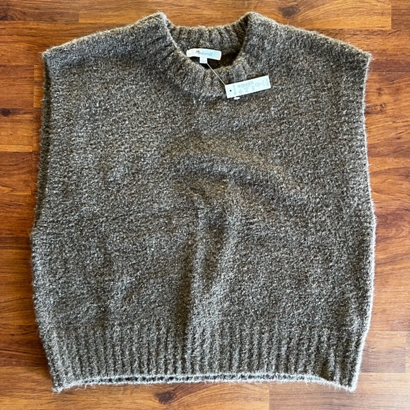 Madewell Sweaters - Madewell Sweater Vest Brown NWT